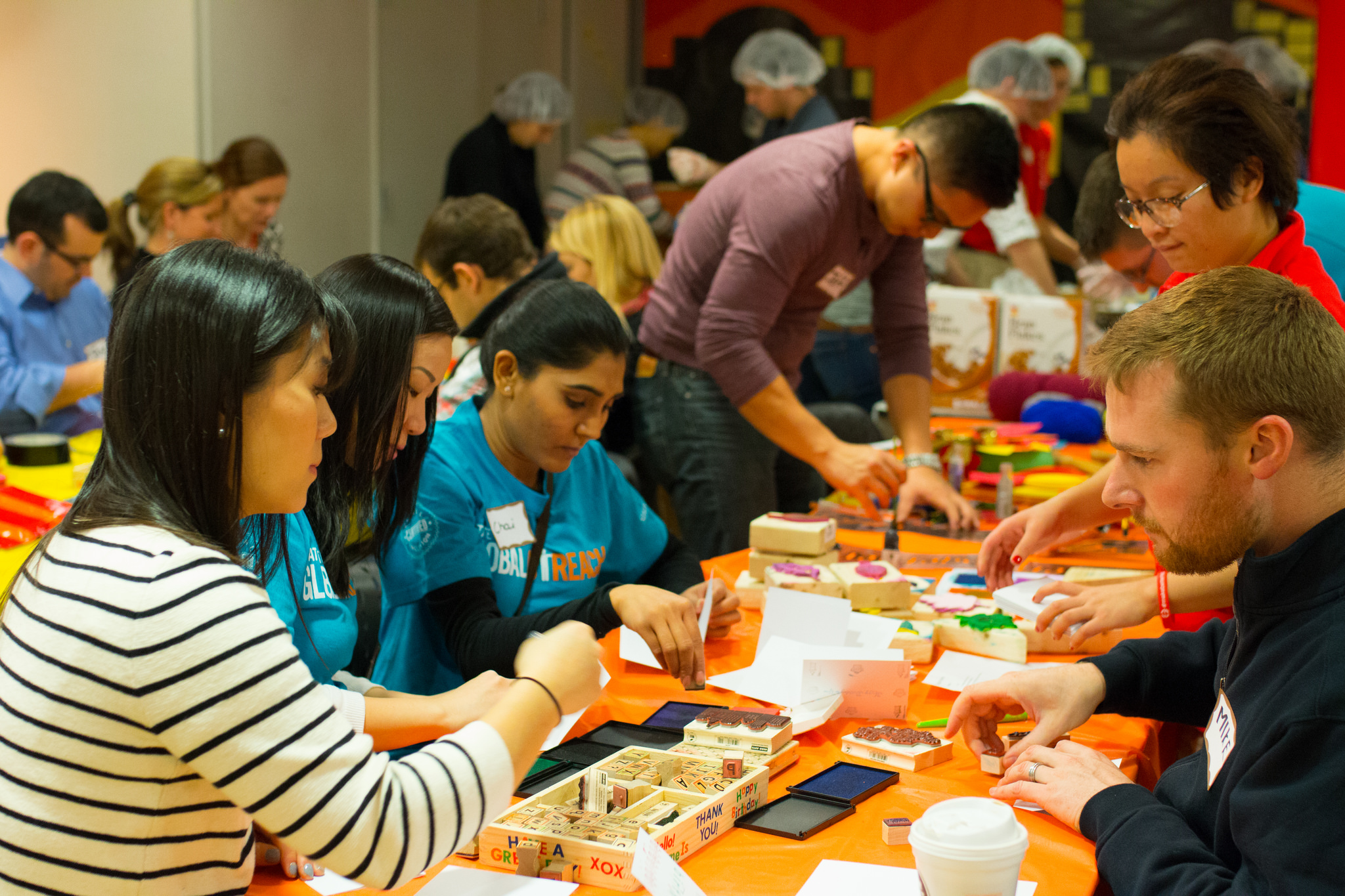 Christmas Eve Volunteer Opportunities 2022 Give Thanks And Give Back: Seattle-Area Volunteering Opportunities For The  Holiday Season | Seattle's Child