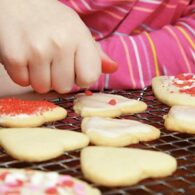 valentines cookie decorating