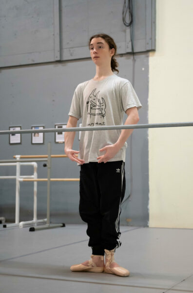 Dance conservatory Seattle on pointe