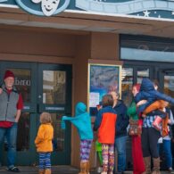 Edmonds_Holidays_freemovie-2